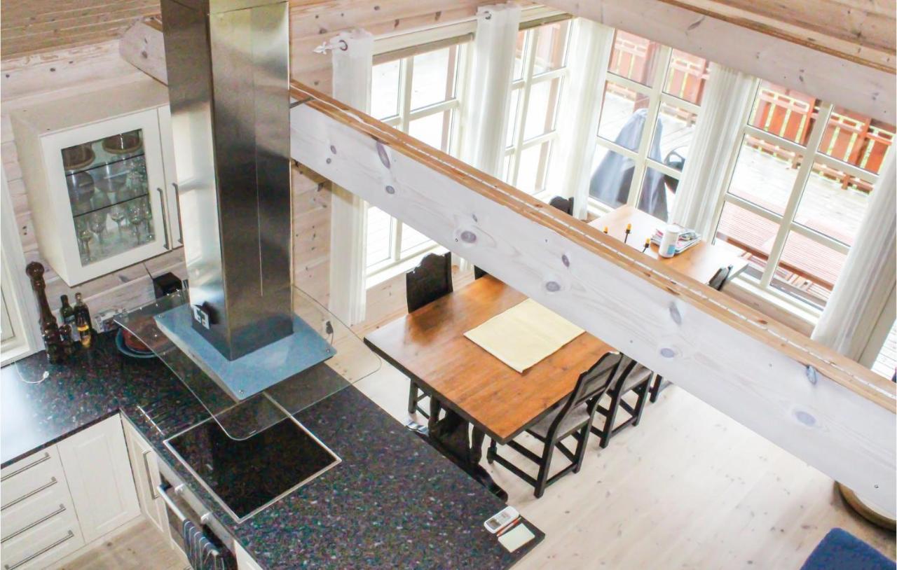 4 Bedroom Nice Home In Sogndal Exterior photo